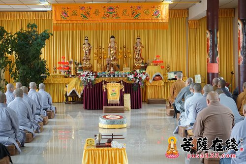 学习铁人精神，做人间佛教的使者——记哈尔滨佛学院参观大庆铁人纪念馆
