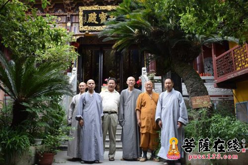 佛教-江西省佛协副会长妙安法师一行参观走访兴国部分寺院