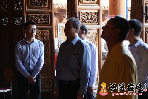 佛教-柬埔寨商务部副部长率团参访昆明宝华寺 推动两国佛教交流