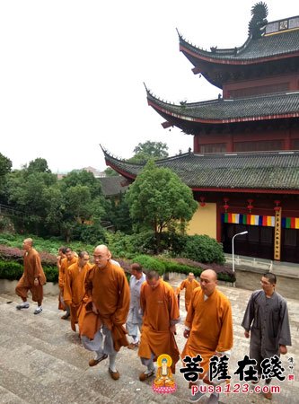 法华寺-法弘大和尚赴湖州法华寺参观交流 印可法师热情接待