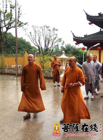 法华寺-法弘大和尚赴湖州法华寺参观交流 印可法师热情接待