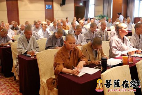 佛教-云南省首届2017汉传比丘尼培训班圆满结束