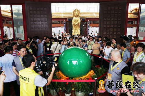 文化-翰墨明珠 相映成辉 七宝教寺书画展开幕