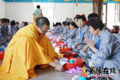 极乐寺-哈尔滨极乐寺第八届短期出家培训：学好威仪 方成法器
