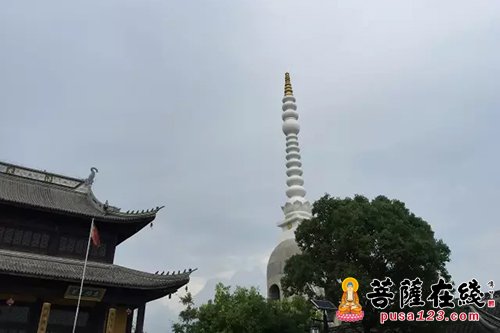 阜宁县-江苏盐城市政协副主席沈洪清一行赴阜宁盘龙古寺调研