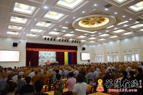 佛教-宝陀演妙法 普门尽潮音 本性法师应邀说法普陀山
