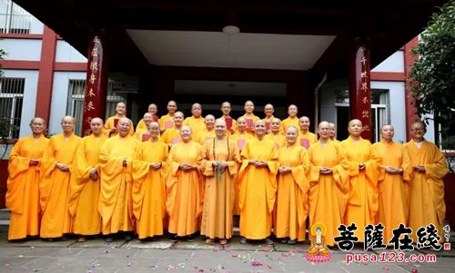 毕业晚会-四川尼众佛学院举行2017年第十三届本科班毕业典礼