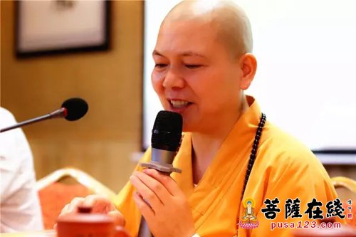 毕业晚会-四川尼众佛学院举行2017年第十三届本科班毕业典礼