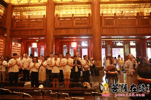 大佛寺-“科创青年行”优秀华裔大学生微电影参访团参访大佛寺