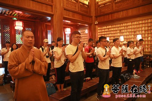 大佛寺-“科创青年行”优秀华裔大学生微电影参访团参访大佛寺
