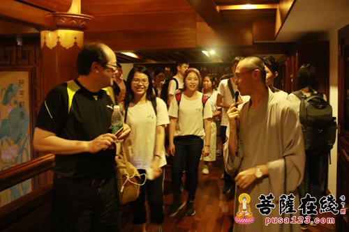 大佛寺-“科创青年行”优秀华裔大学生微电影参访团参访大佛寺