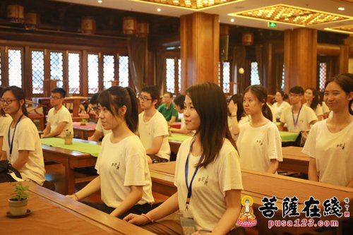 大佛寺-“科创青年行”优秀华裔大学生微电影参访团参访大佛寺