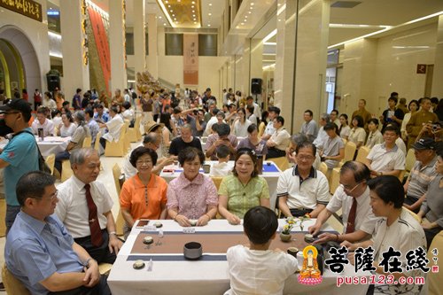 释迦牟尼-佛陀纪念馆柴烧与茶香交融　黄大安的器蕴风华