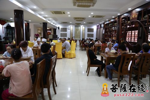 消防-高温猛于虎 西林禅寺举行消防知识讲座及演练