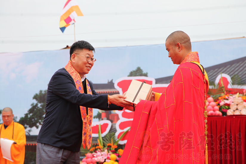 【高清图集】香河九圣寺二期工程洒净仪式 翻开寺院历史崭新一页
