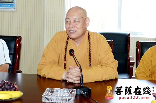 观音-道慈大和尚一行赴观音法界慰问一线建设者