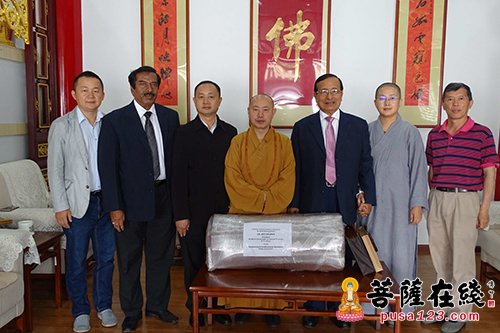 佛教-愿友谊长存 云南省佛教协会捐赠孟加拉国修建阿底峡尊者塔