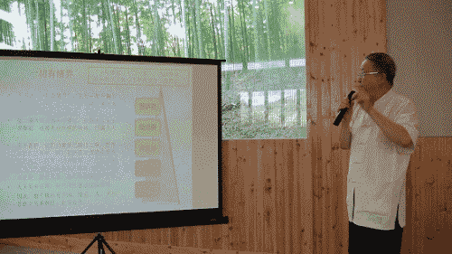 佛学-穿越千年时空的对话——王雷泉教授演讲《中国佛学的根本与特质》