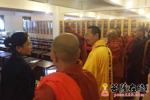 佛教-缅甸国巴丹达毕温达长老一行赴昆明宝华寺参访交流