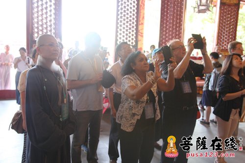 佛教-善行天下 妙法人间 “联合国代表团2017中国行”一行参访“南国第一寺”妙乐寺