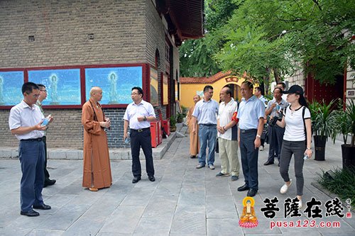 时政-徐州市委民族宗教领导小组赴兴化寺进行安全检查