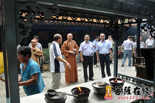 时政-徐州市委民族宗教领导小组赴兴化寺进行安全检查