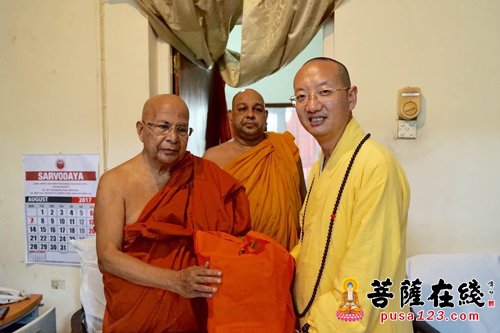 佛教-大理崇圣寺方丈崇化大和尚访问斯里兰卡 促进中斯两国法谊