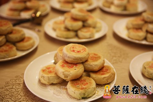 摄影-品尝童年的味道 上海玉佛禅寺净素月饼正式发售
