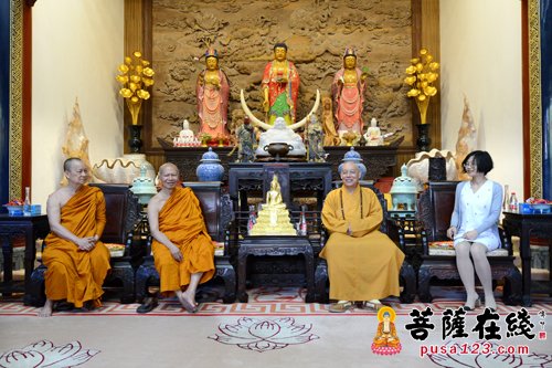 佛教-佛教教育无国界 泰国拍蓬美提长老参访普陀山