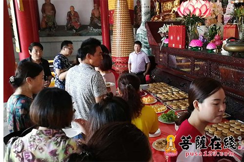 月饼全面升级 南通江心寺举行净素月饼品尝会