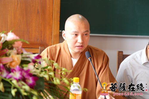 佛教-“爱国爱教 知恩报恩”上海佛学院举行2017新僧开学典礼