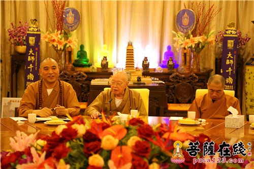 佛教-爱国爱教 弘法利生 上海佛学院举行座谈会庆祝教师节