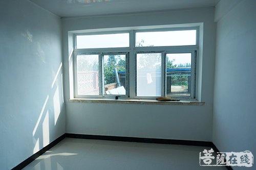 佛教-葫芦岛市佛教协会慰问遭受火灾村民