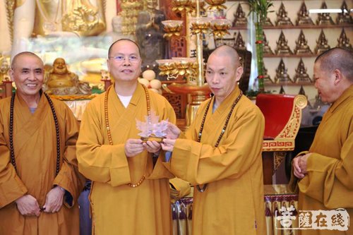 佛教-厦门太平岩寺住持世澄法师一行参访多伦多湛山精舍
