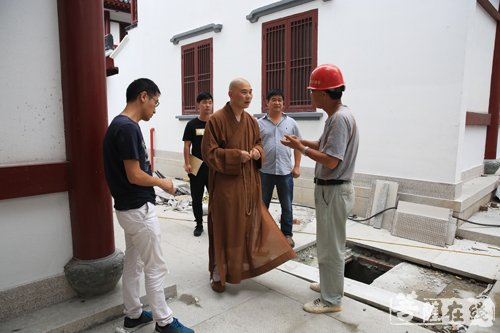 普陀山-普陀山佛教协会全面部署今年台风“泰利”防台工作