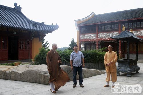 普陀山-普陀山佛教协会全面部署今年台风“泰利”防台工作