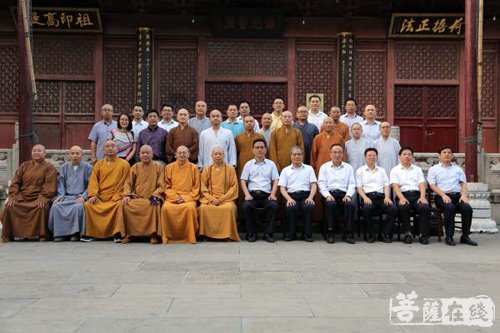 佛教-江苏佛学院（筹）理事会成立会议在镇江焦山定慧寺召开