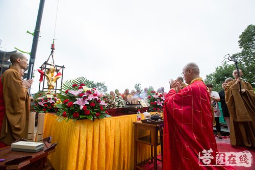 法华寺-湖州法华寺举办真身殿结顶暨金色铜雀安奉典礼