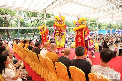 佛教-香港佛教界喜庆香港回归20周年举行正行觉念嘉年华