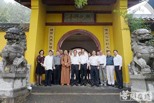 全国政协-全国政协民族主任朱维群一行视察徐州兴化寺