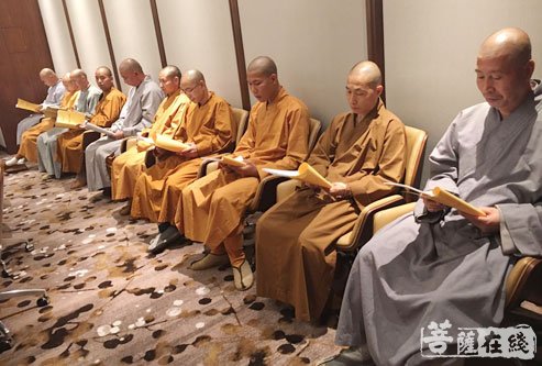 云南大理-大理州佛协组织学习新修订的《宗教事务条例》