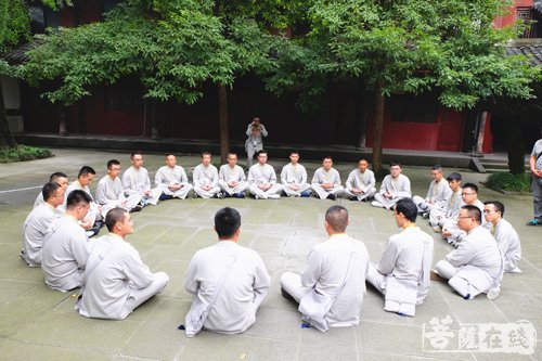 文殊院-“明心”从认识自己开始 成都文殊院第22期寺院生活体验营盛大开营