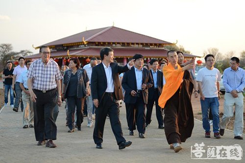 佛教-中国佛教走出国门 非洲龙泉博华寺综合大楼开工
