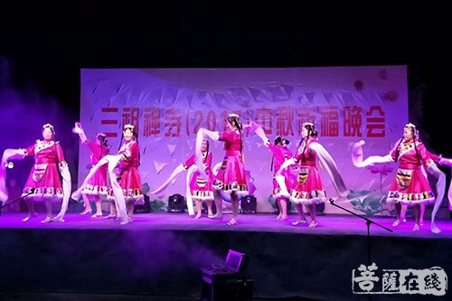 喜迎双节 安徽天柱山三祖禅寺举行2017中秋文艺联欢晚会
