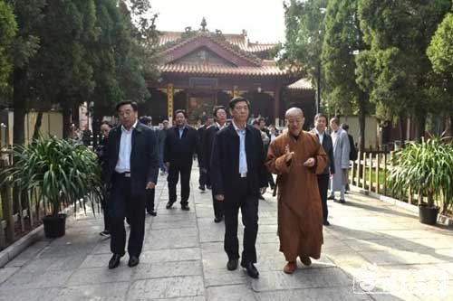 佛教-河北省委常委、省统战部部长高志立一行赴柏林禅寺调研