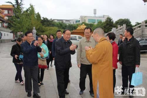 佛教-陕西省西安市政协副主席张建政一行参访七宝教寺