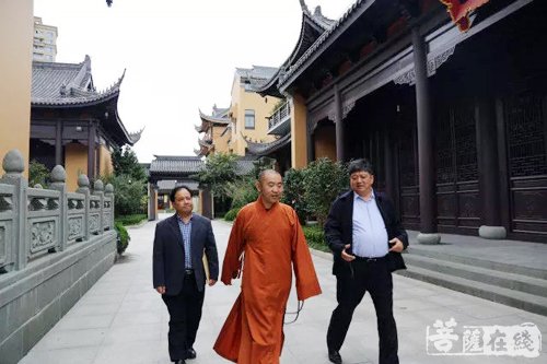 宁国-徐汇区统战部副部长王云华一行莅临上海宁国禅寺