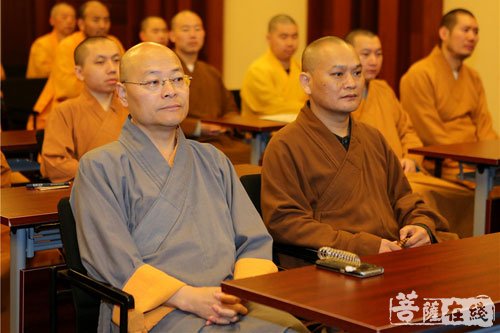灵隐寺-“十九大”胜利召开 杭州灵隐寺四众弟子集中学习