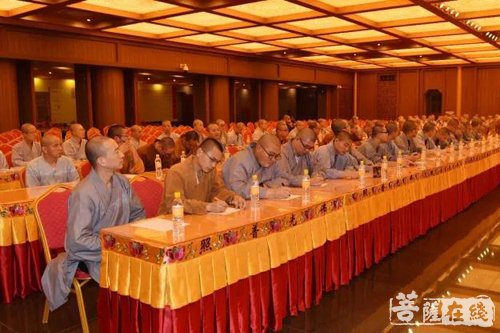 佛教-上海佛学院举行新修订《宗教事务条例》学习报告会
