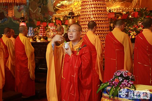 大佛寺-广州大佛寺观音出家法会圆满 耀智大和尚主法